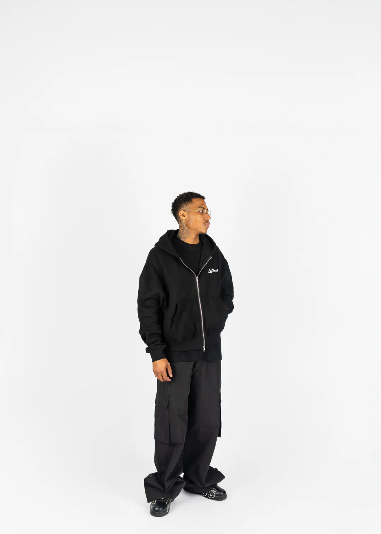 Lifted zip up